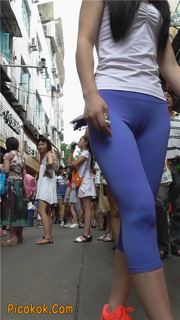 紧身瑜伽裤,绝对劲爆的视频10